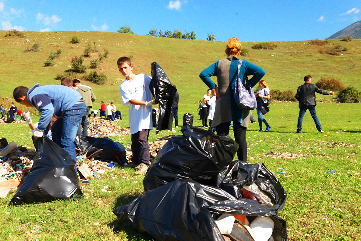 Clean Up Campain in Kukes (3)